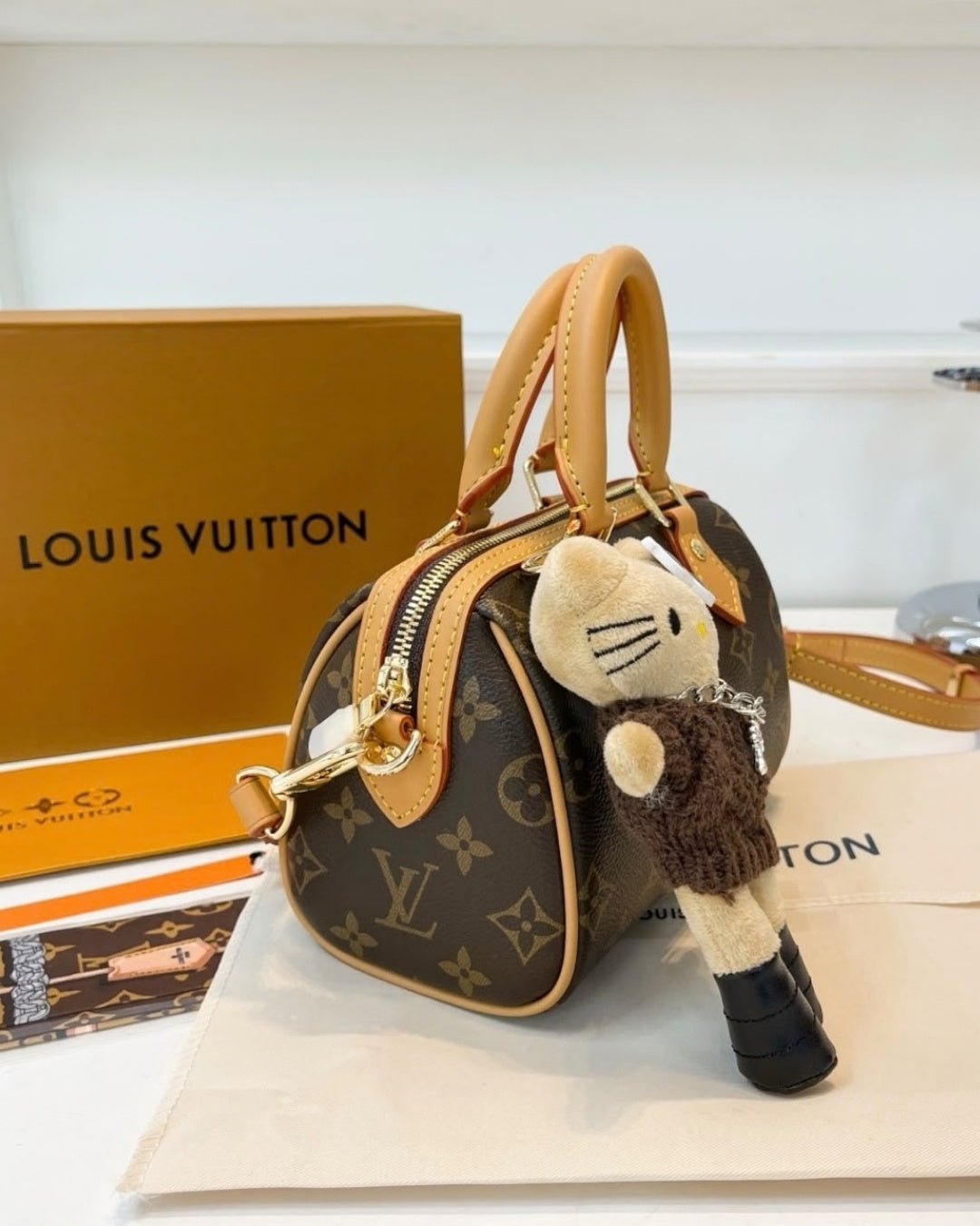 LV Speedy Mini with Teddy Charm 20cm A+