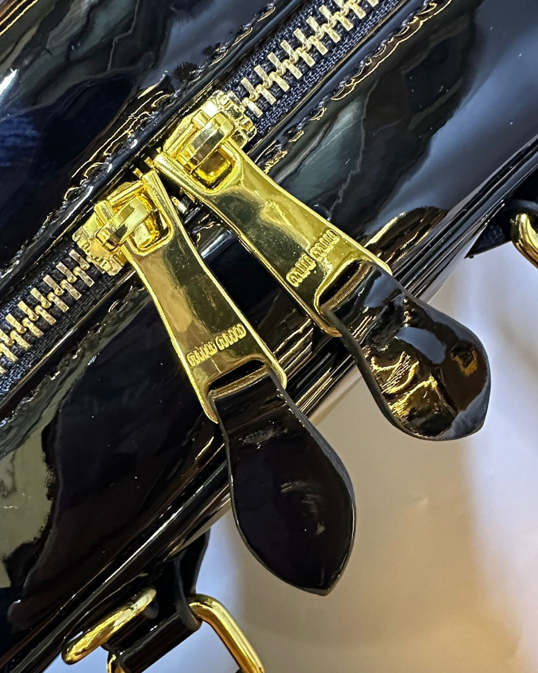 MIU MIU Glossy Mini Boston Bag 22cm