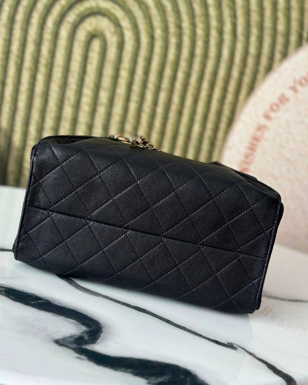 CHANEL 25 Bag Grainy Surface