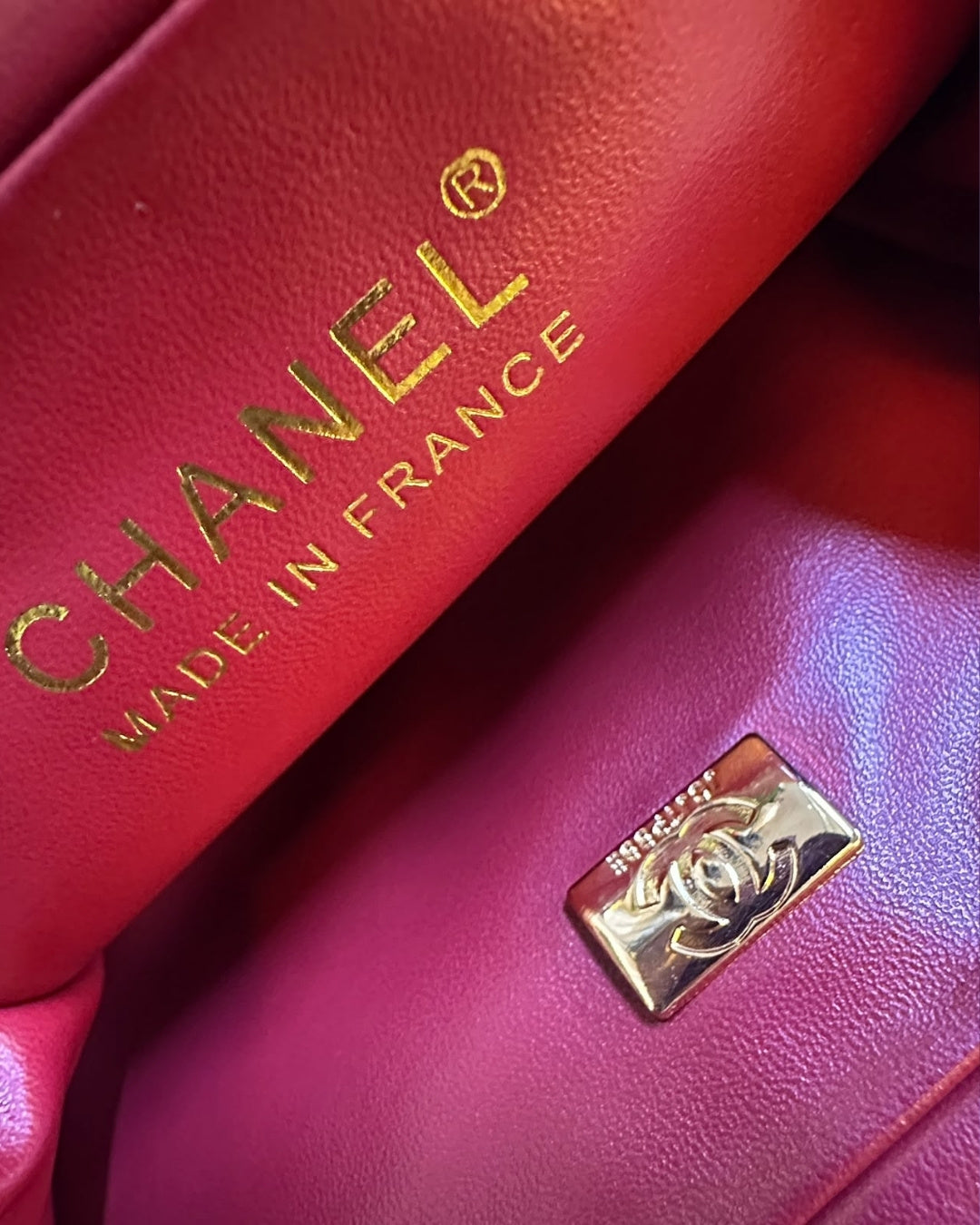 CHANEL Quilted V-Handle Bag 25cm A+