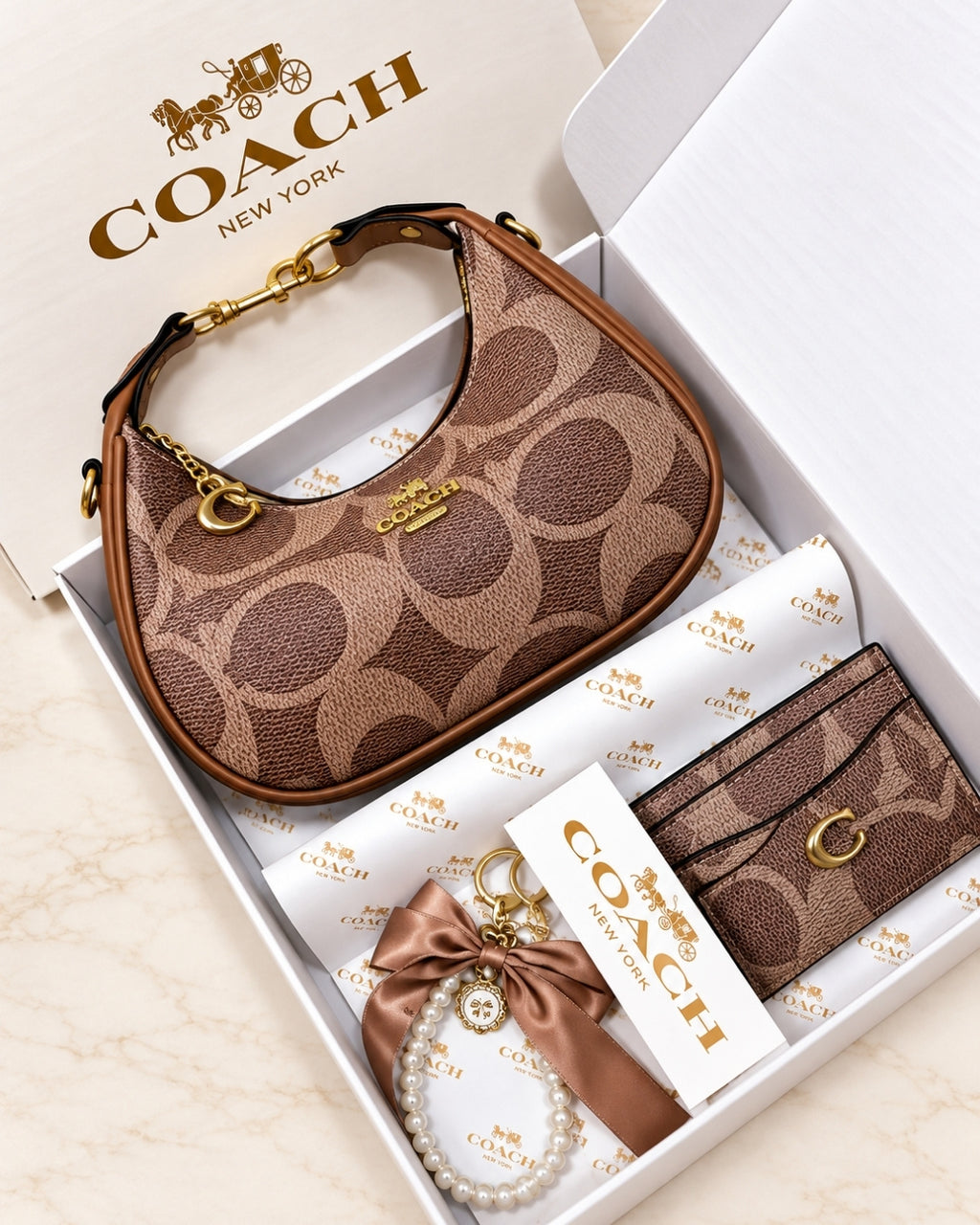 COACH Mini Hobo Gift Set 22cm