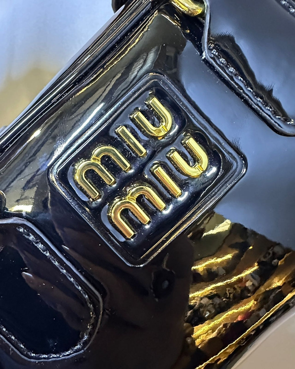 MIU MIU Glossy Mini Boston Bag 22cm