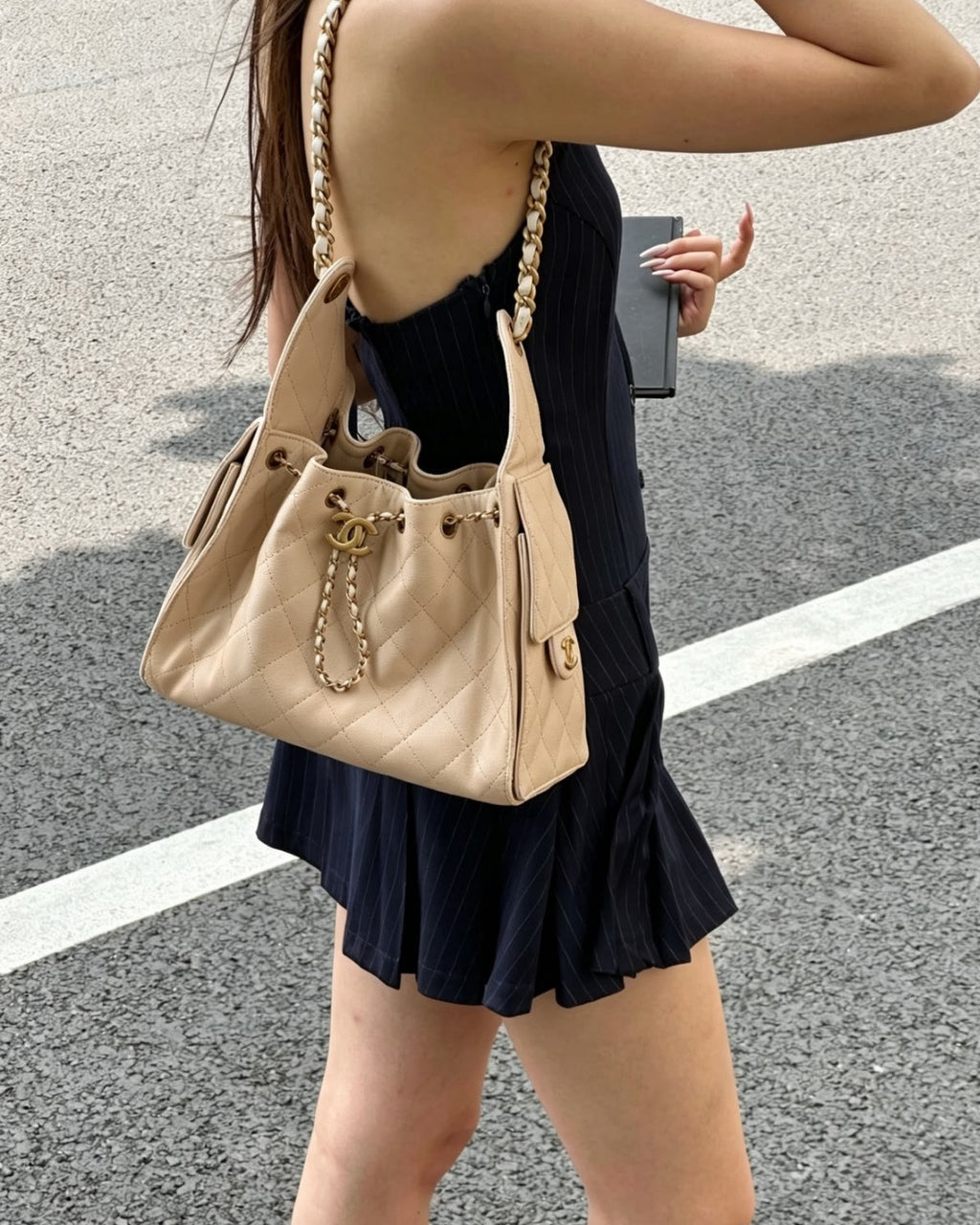 CHANEL 25 Bag Grainy Surface