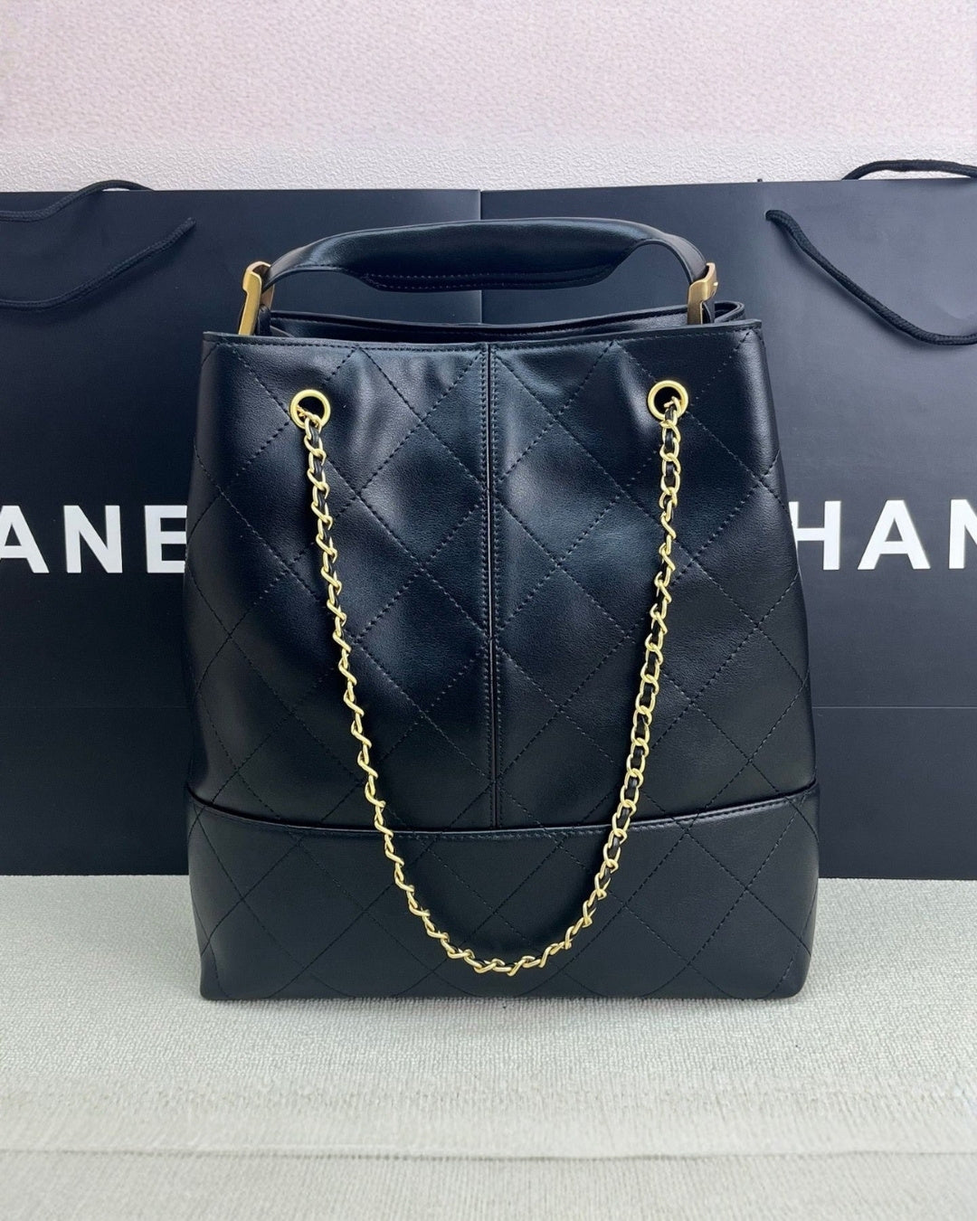 CHANEL Quilted Chain Shoulder Bag 33cm