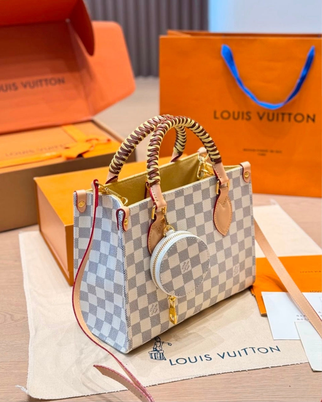 LV Checkered Tote 25cm Master
