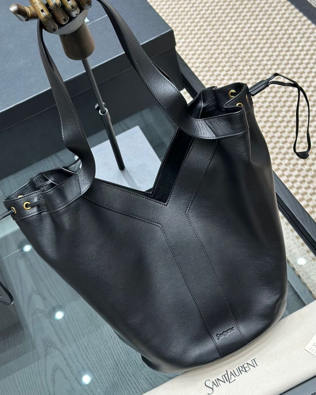 YSL Y Hobo Large Tote 52 cm