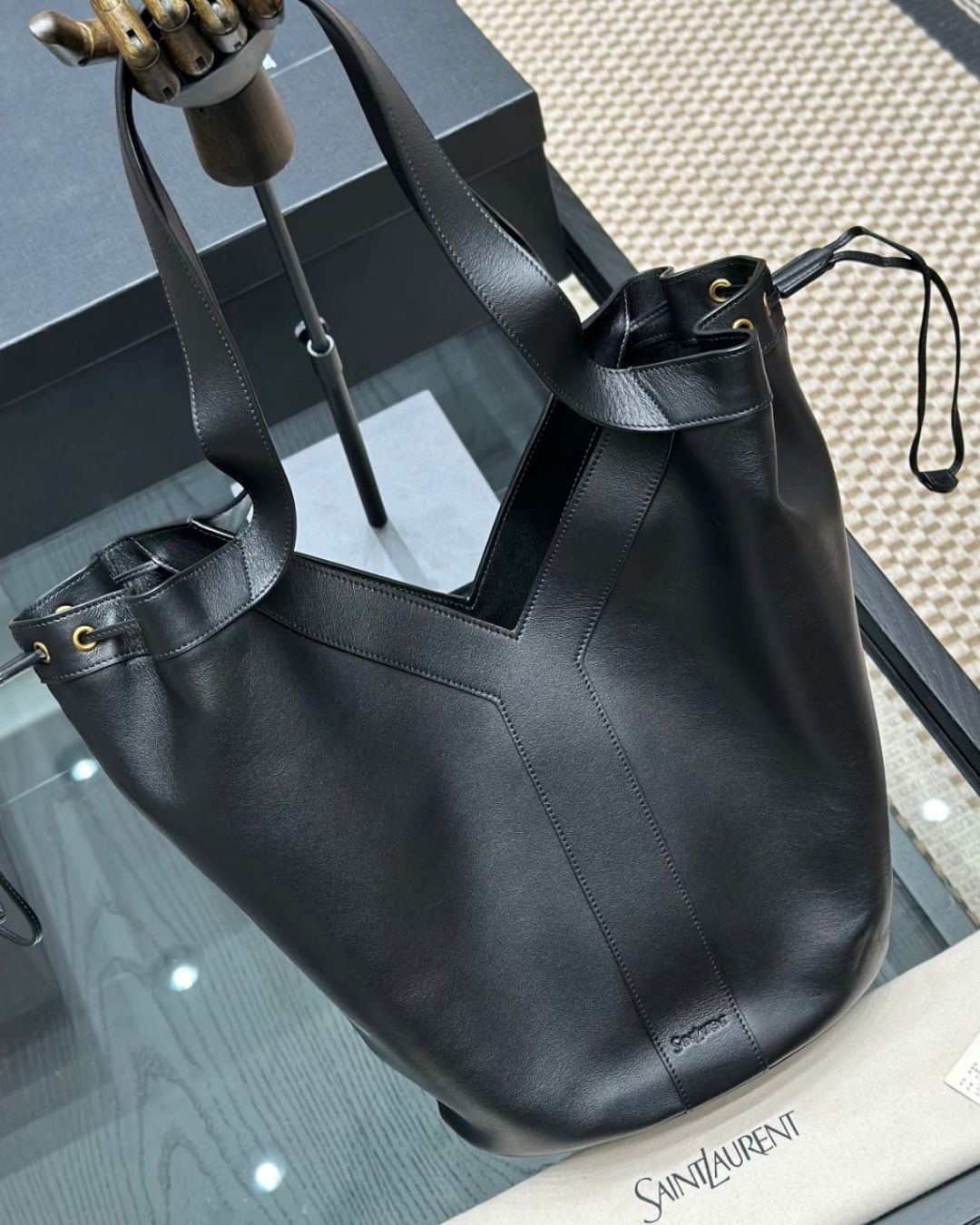 YSL Y Hobo Large Tote 52 cm
