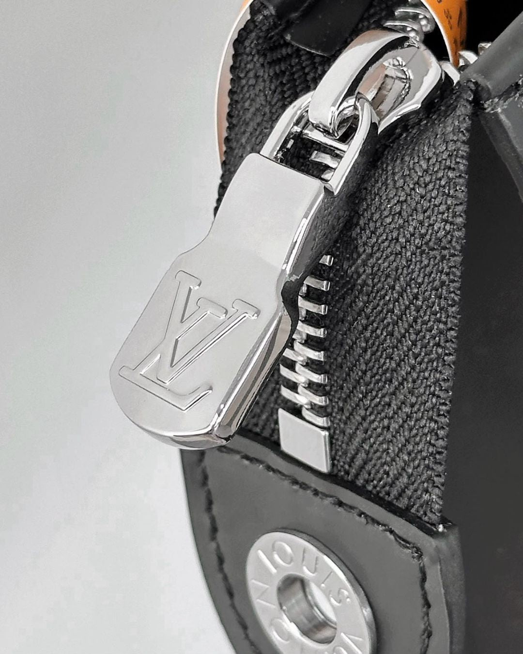 LV Zip Pouch Clutch 26Cm