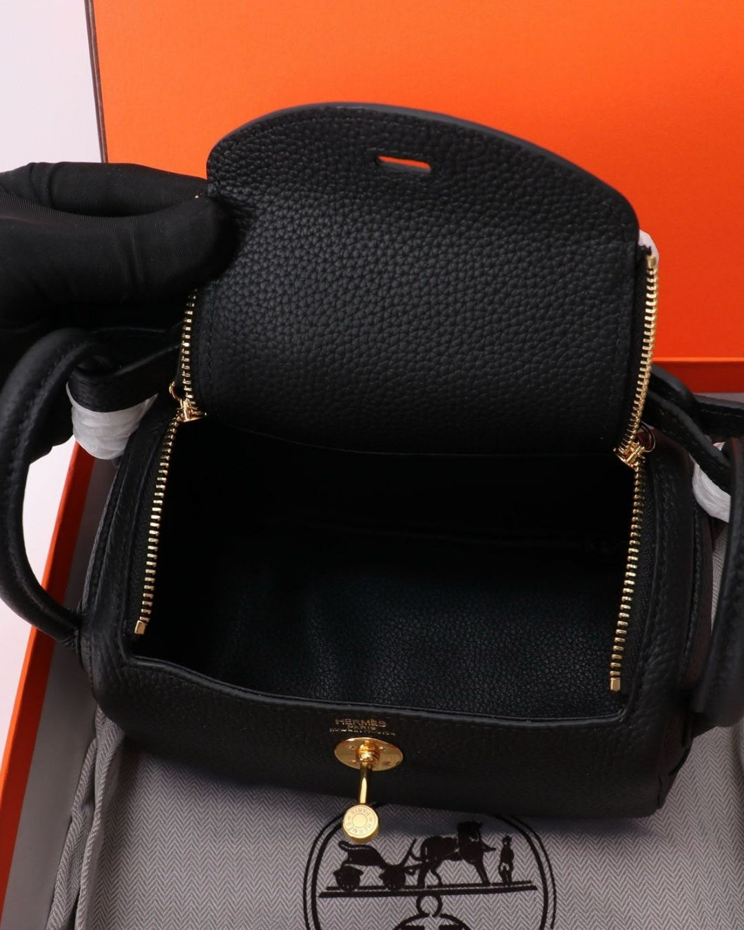 HERMES Mini Lindy Bag 19cm A+