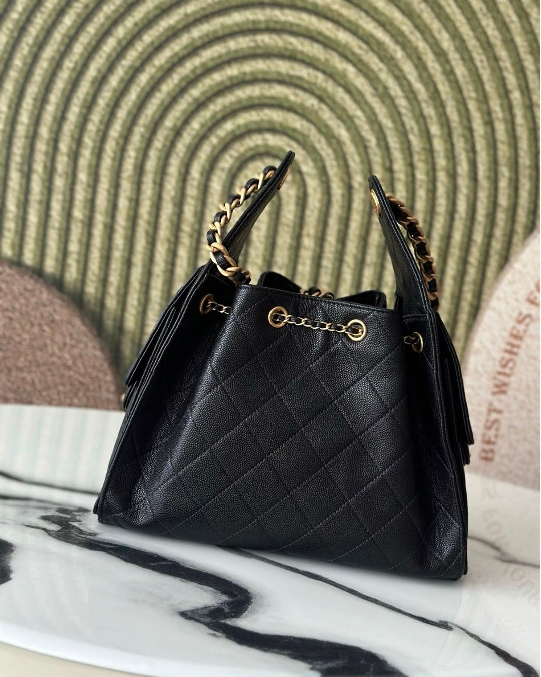 CHANEL 25 Bag Grainy Surface