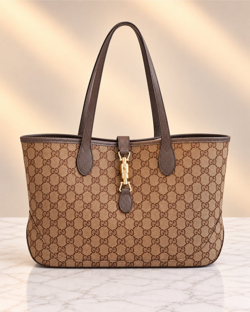 GUCCI GG Supreme Tote Bag 42cm
