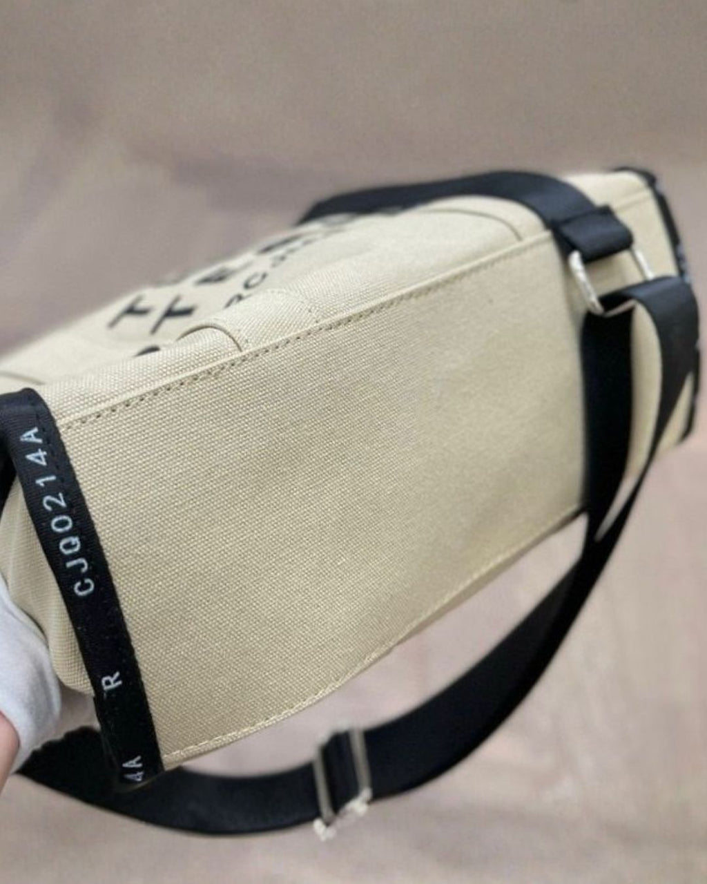 Marc Jacobs The Tote Bag Large 41cm A+