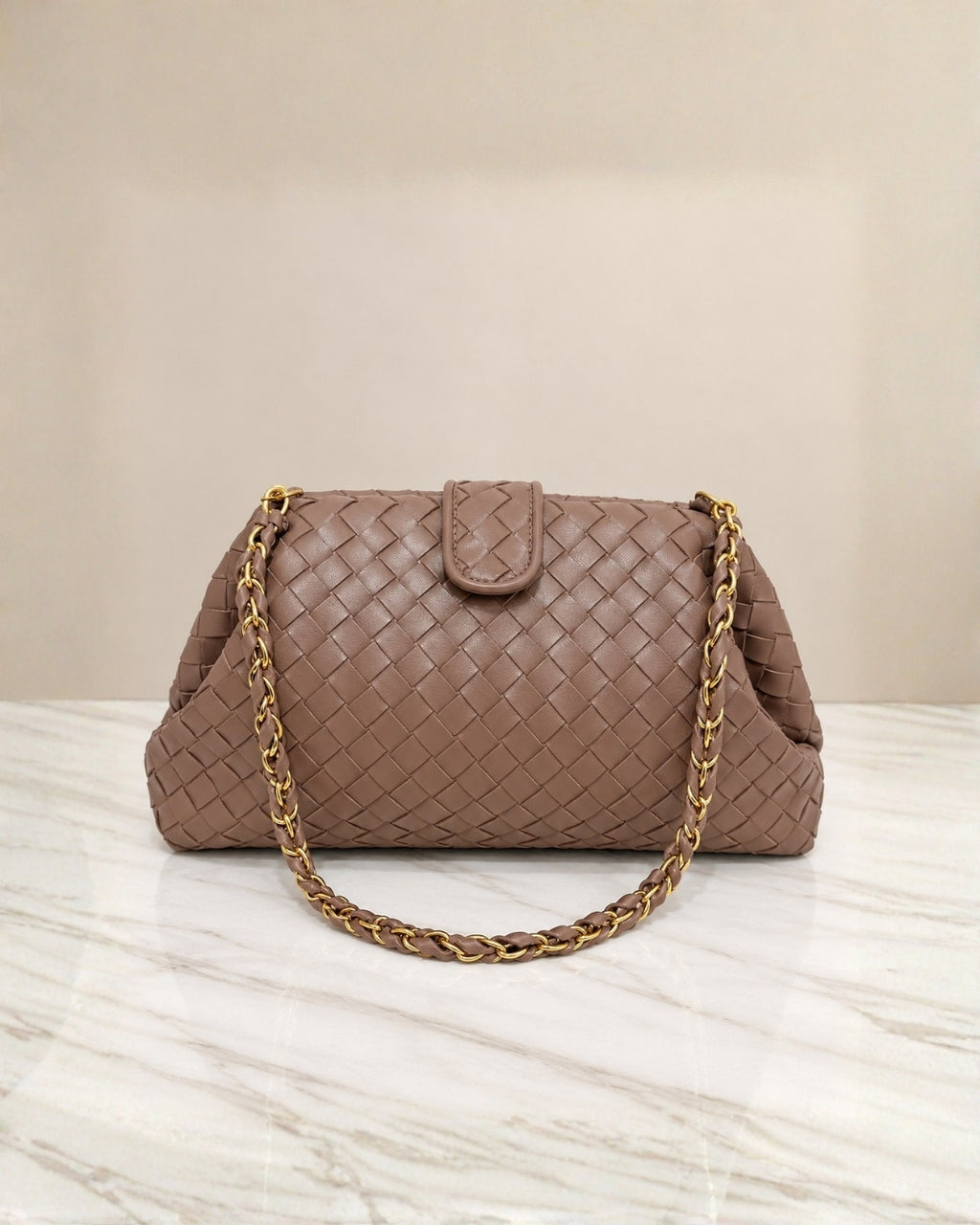 BOTTEGA Woven Clutch Bag 30 cm A+