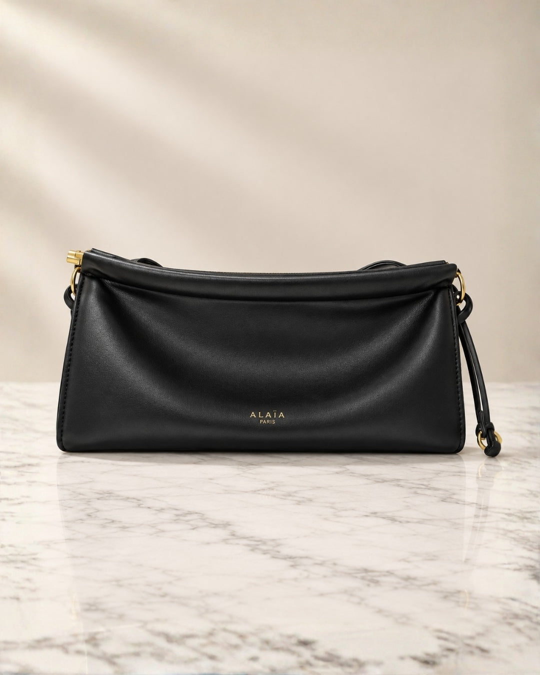 Alaïa Le Teckel Shoulder Bag 30cm A+