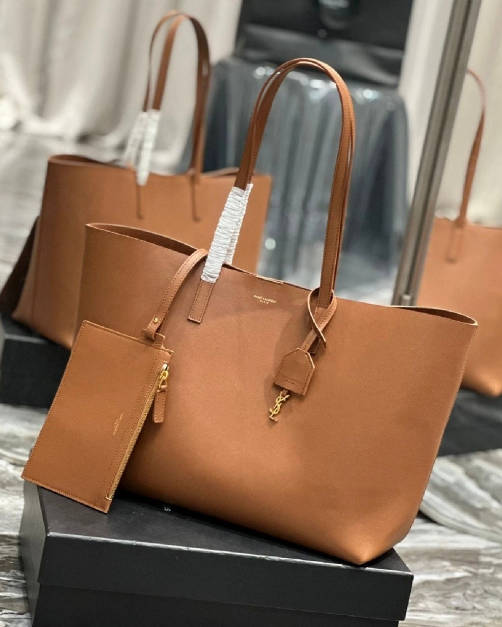 YSL East/West Shopping Tote 47cm A+
