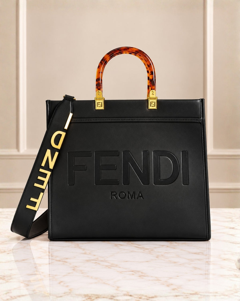 FENDI Peekaboo Tote 38cm