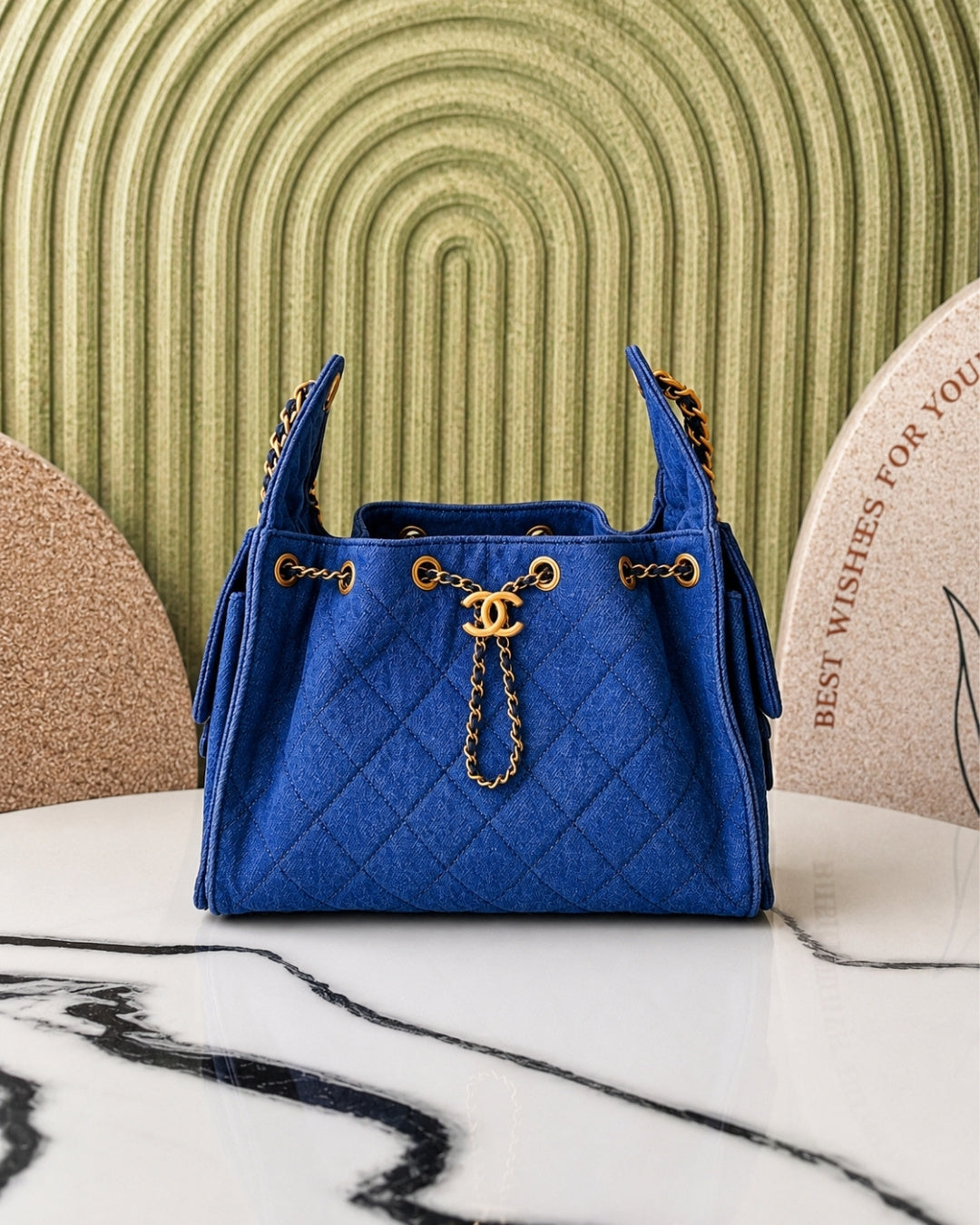 CHANEL 25 Bag Grainy Surface