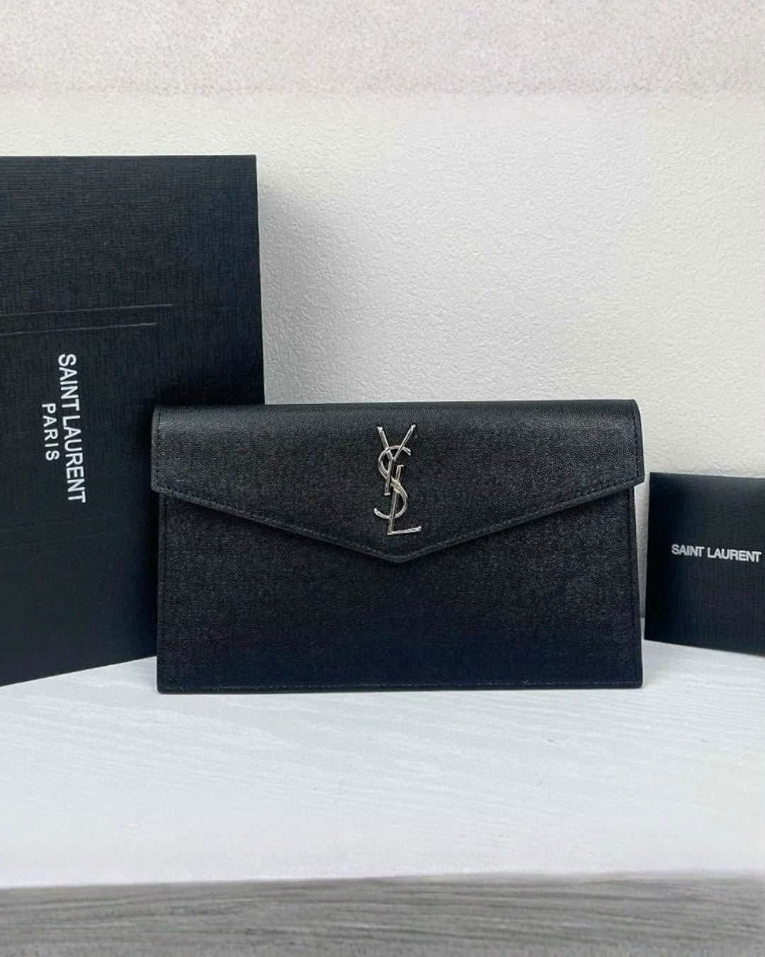 YSL Envelope Clutch Pouch 28 cm A+