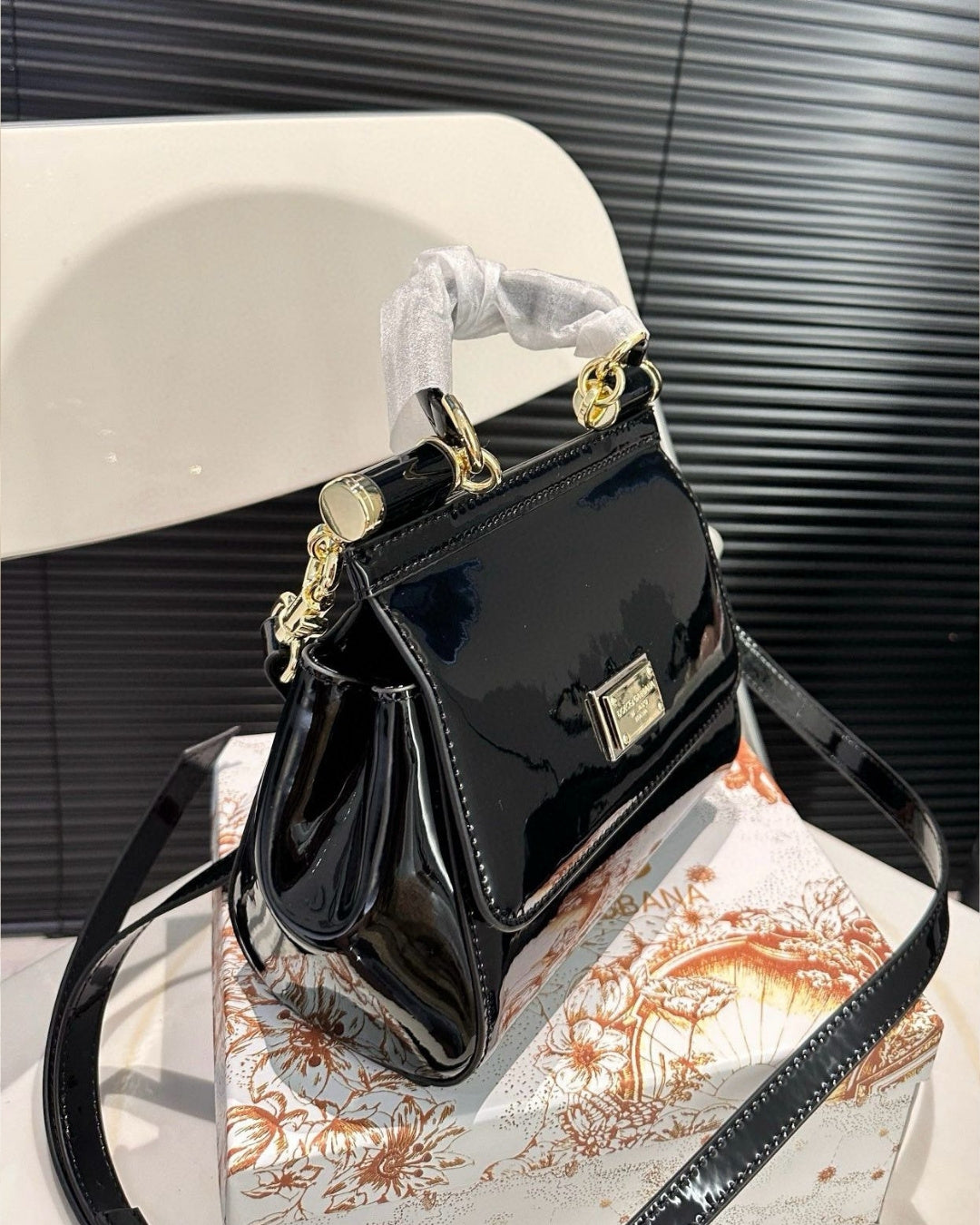 DOLCE & GABBANA Glossy Top Handle Bag 20cm
