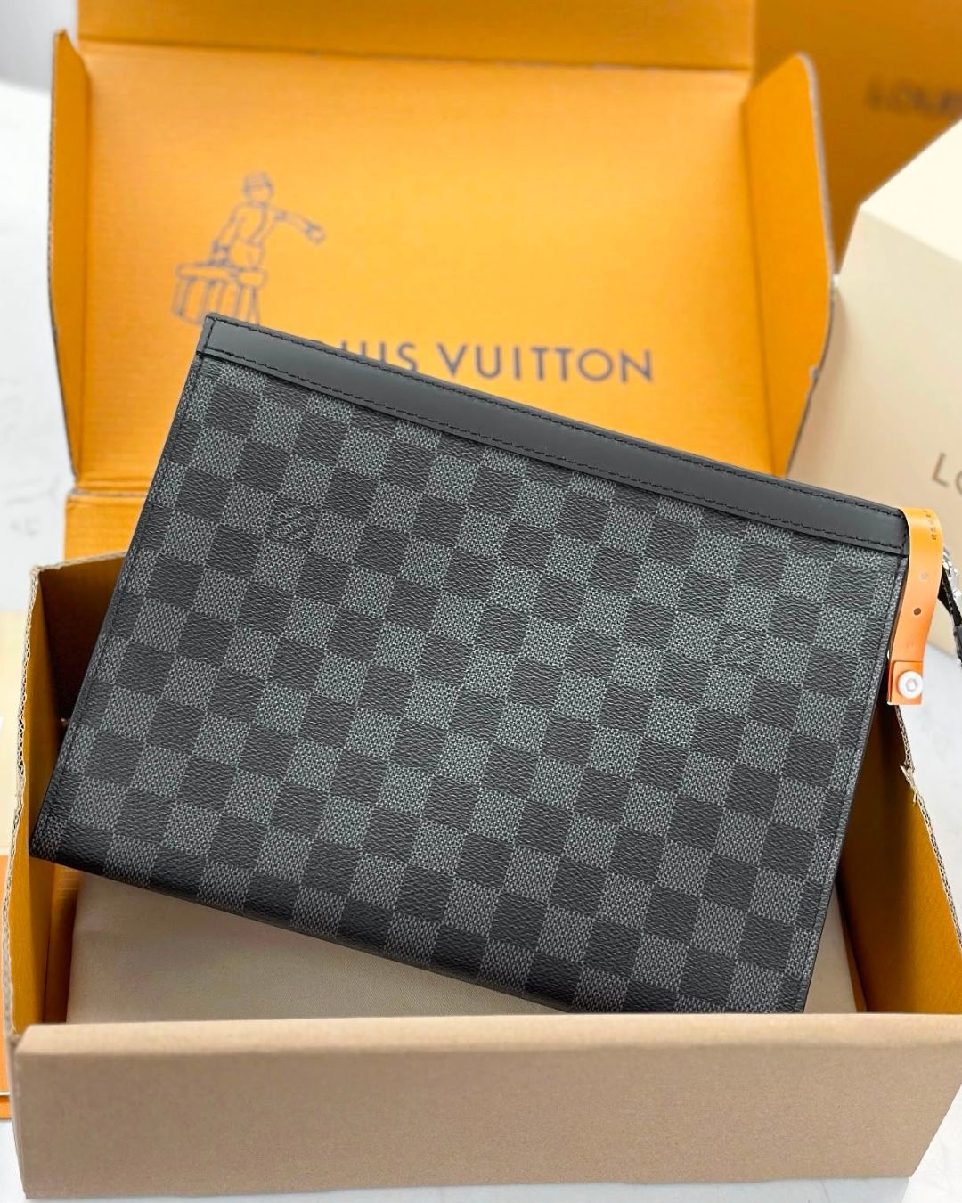 LV Zip Pouch Clutch 26Cm