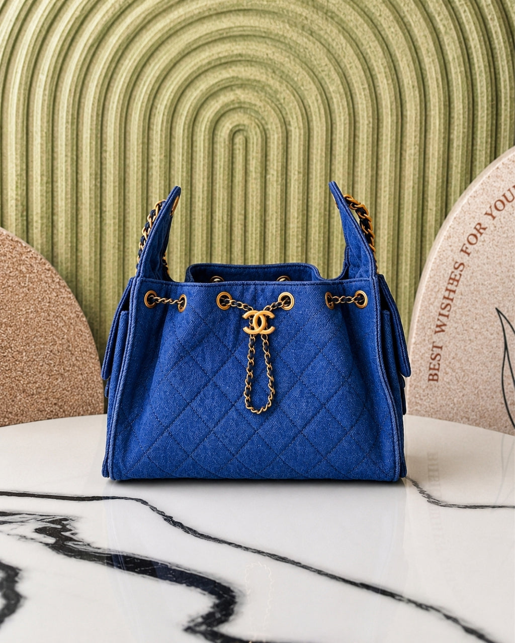 CHANEL 25 Bag Grainy Surface