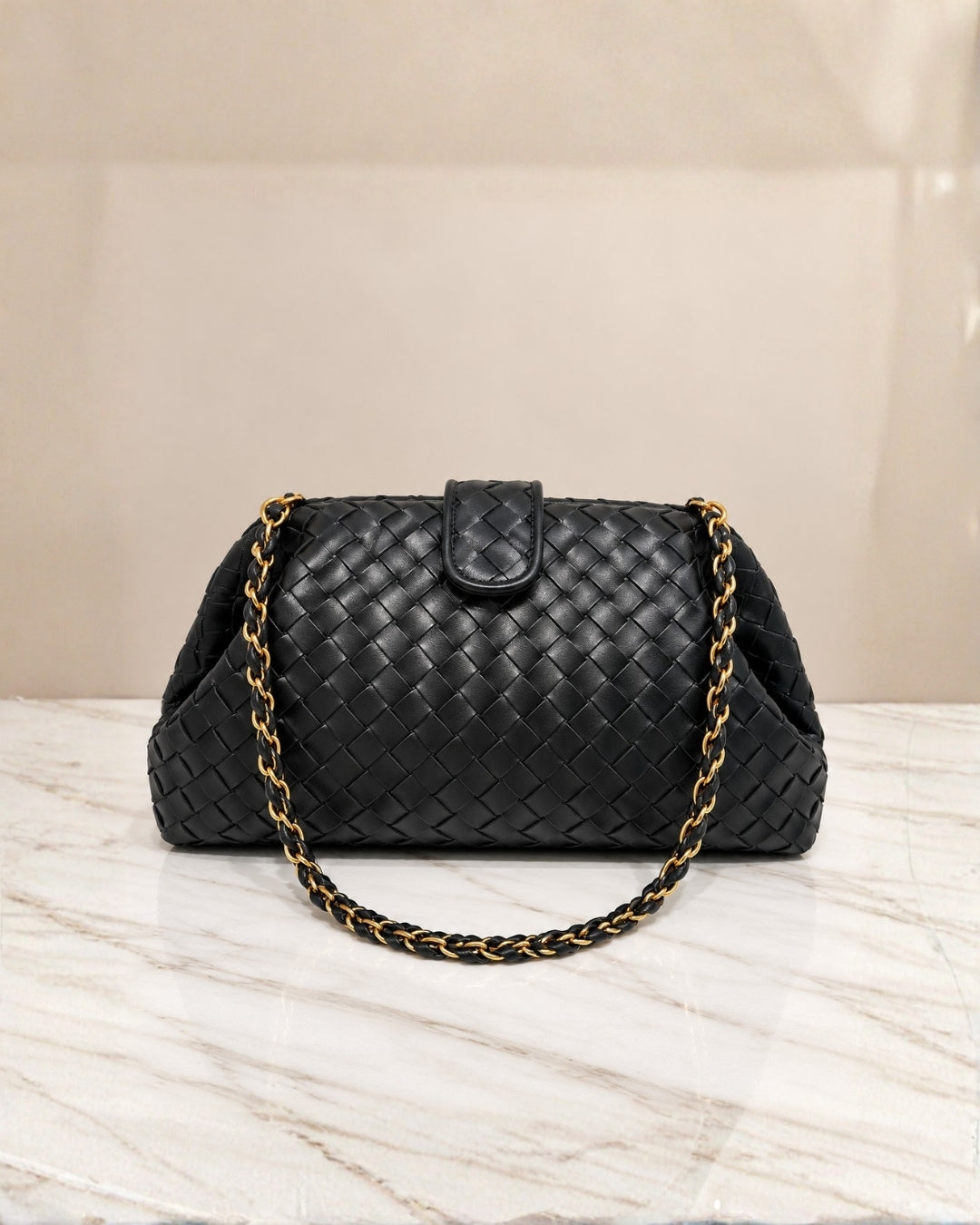 BOTTEGA Woven Clutch Bag 30 cm A+