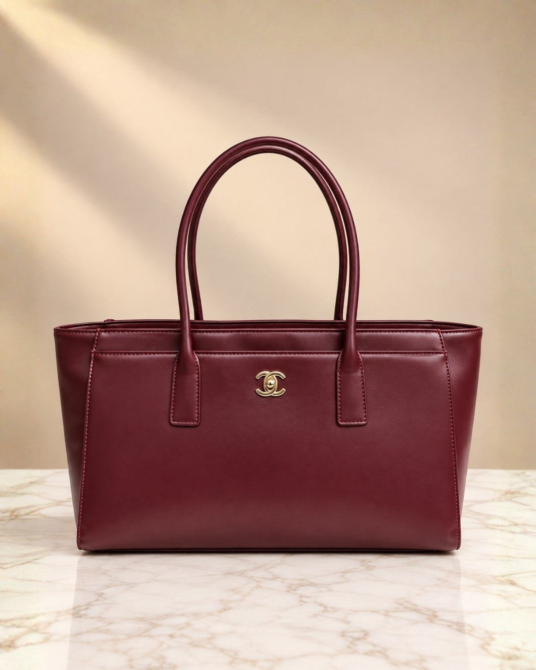 CHANEL Executive Tote 35 cm A+