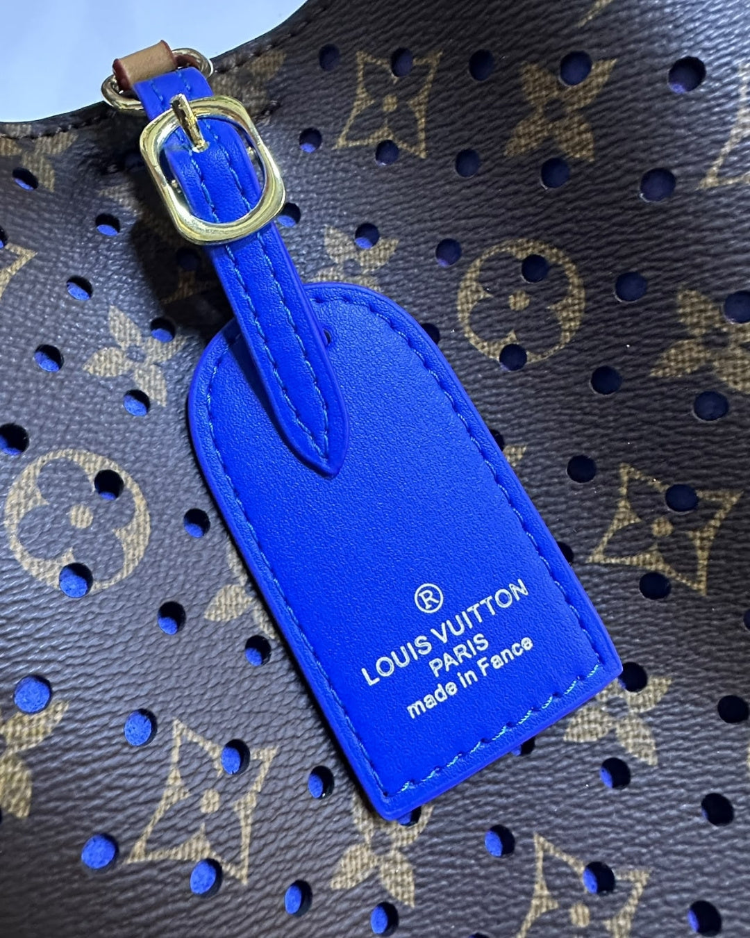 LV Perforated Petite Bucket Bag 22cm A+