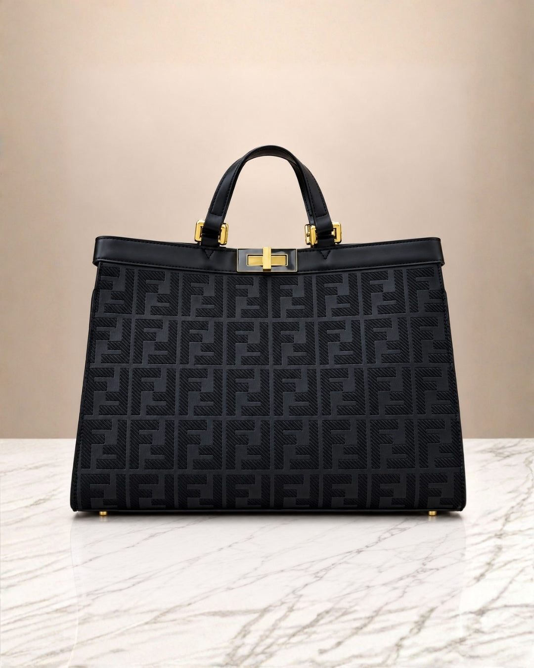 Fendi Peekaboo Tote 42Cm A+