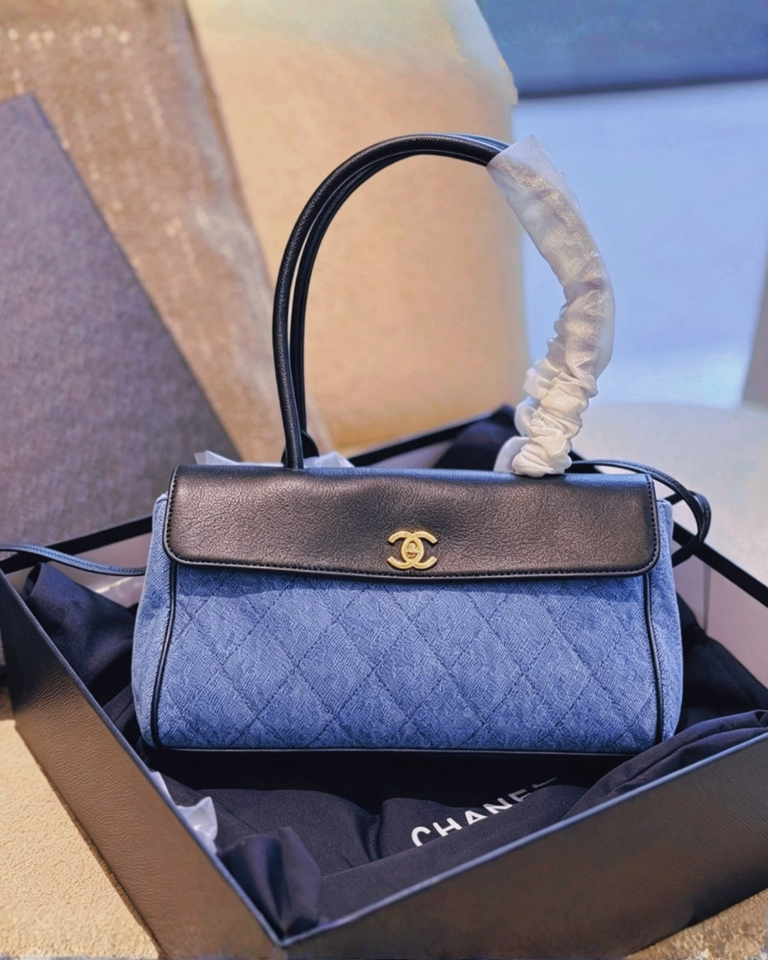 CHANEL Two-Tone Flap Bag 32 cm A+