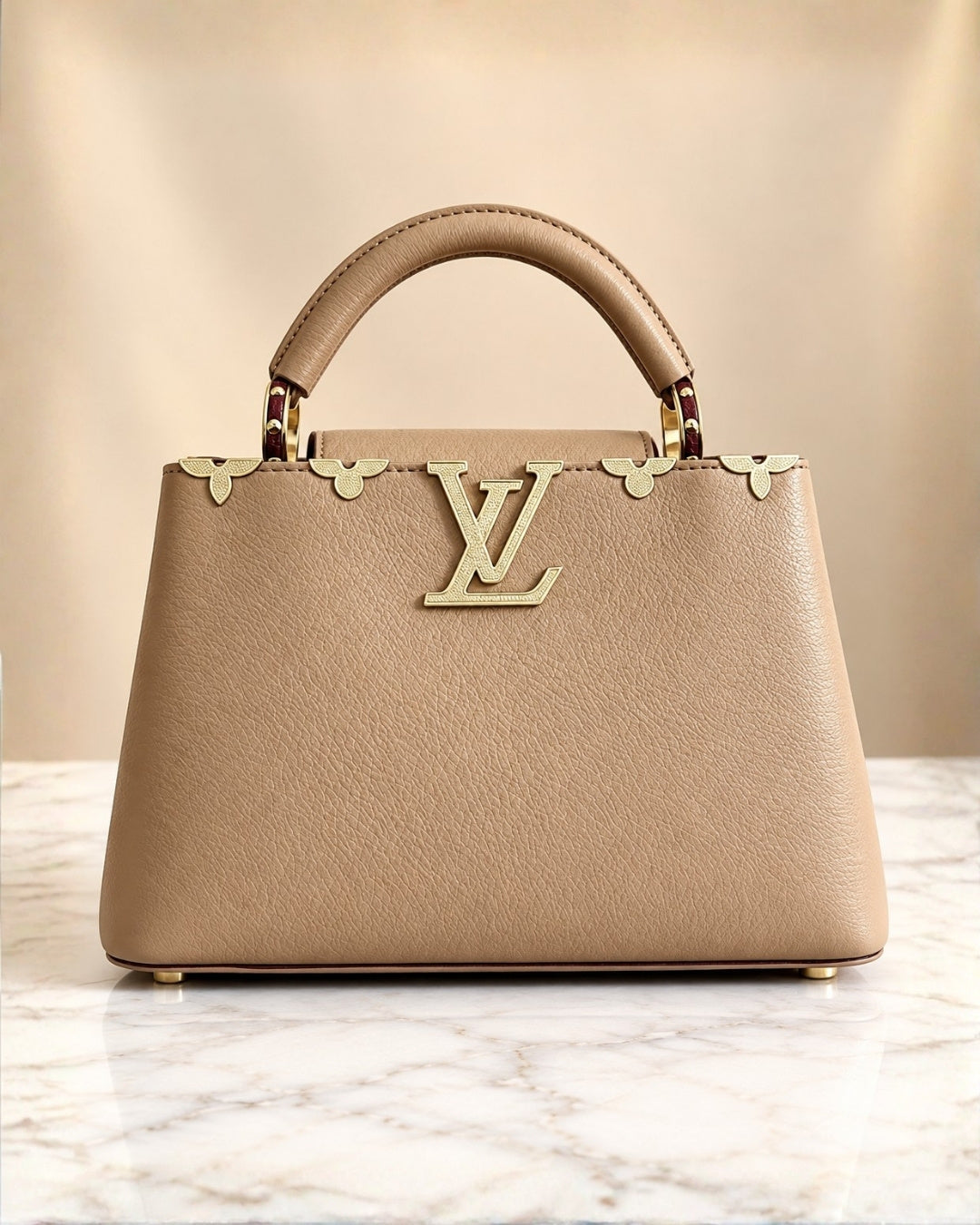 LV Capucines Medium 27cm