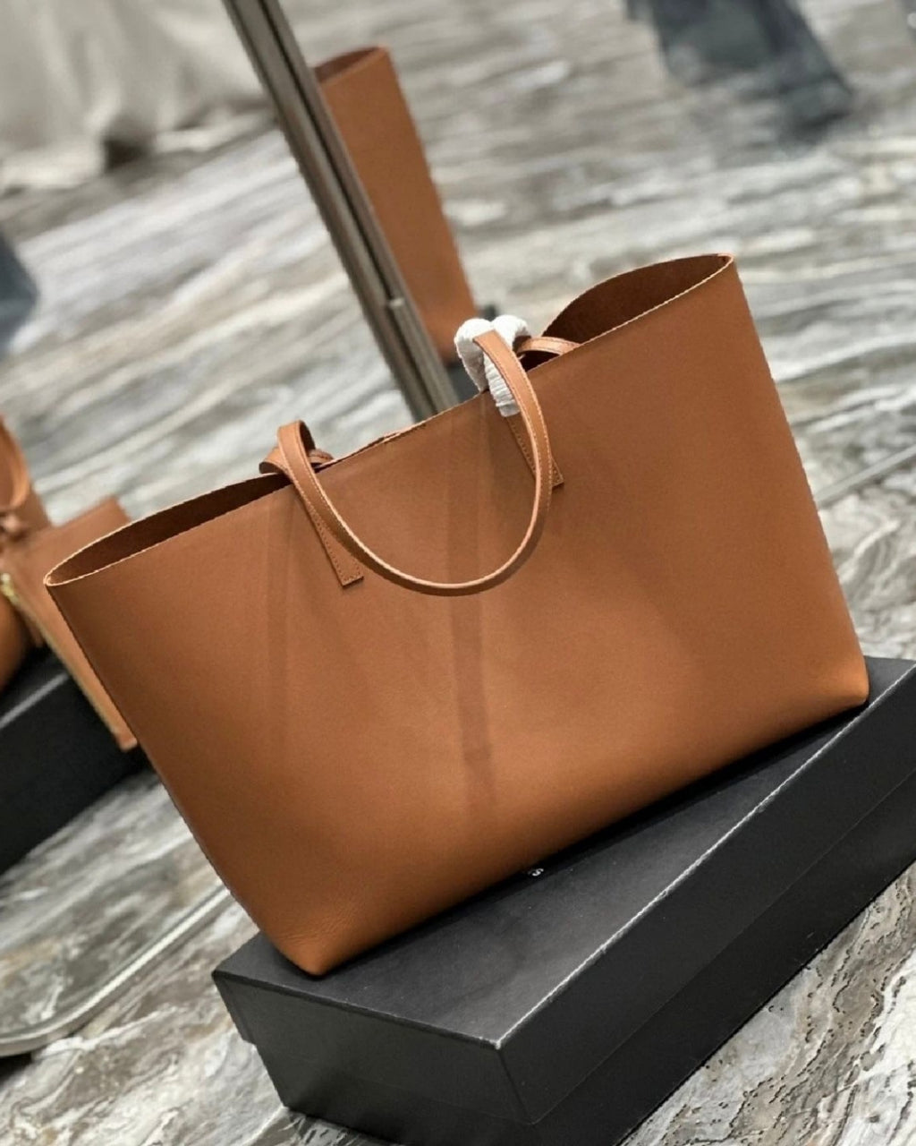 YSL East/West Shopping Tote 47cm A+