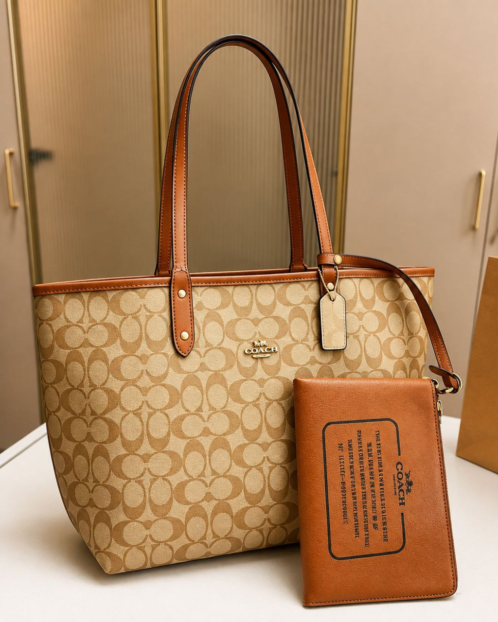 COACH Signature Tote with Pouch 43 cm