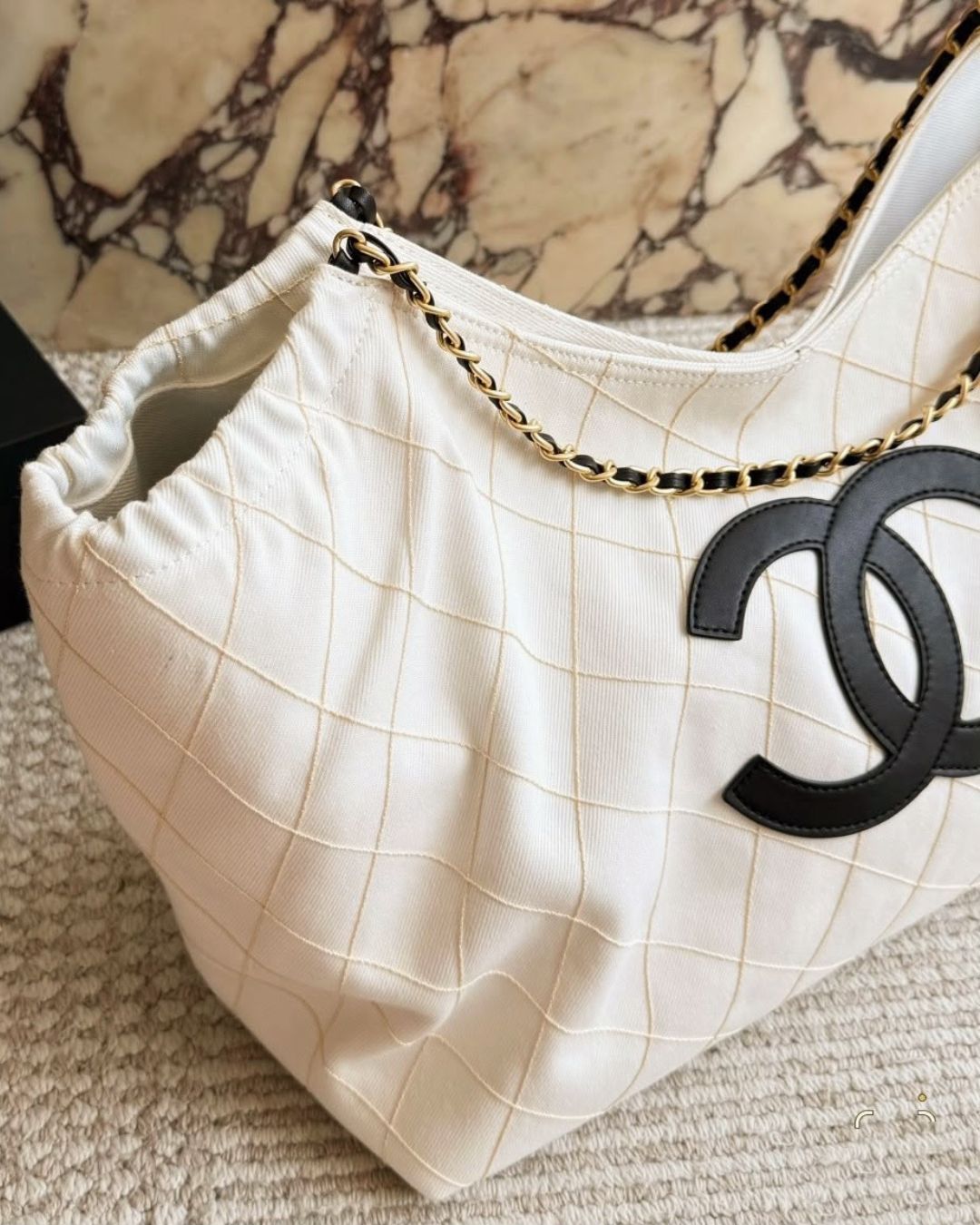CHANEL Quilted Chain-Handle Tote 55cm A+