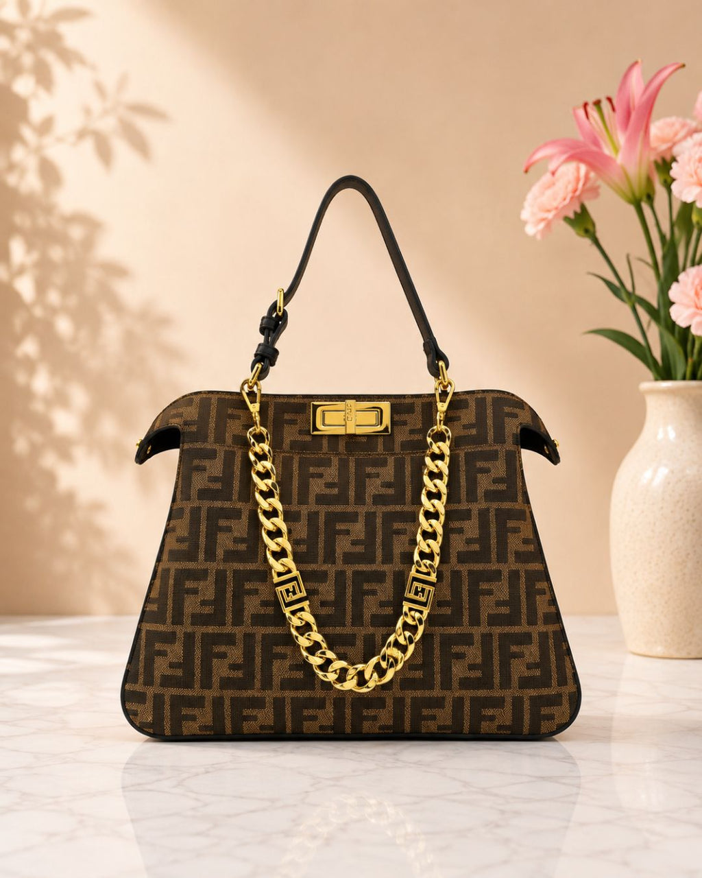 FENDI Peekaboo Style Chain Handbag 33cm A+