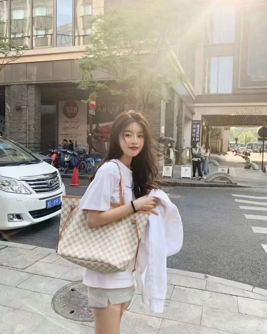 LV Neverfull Tote 42cm