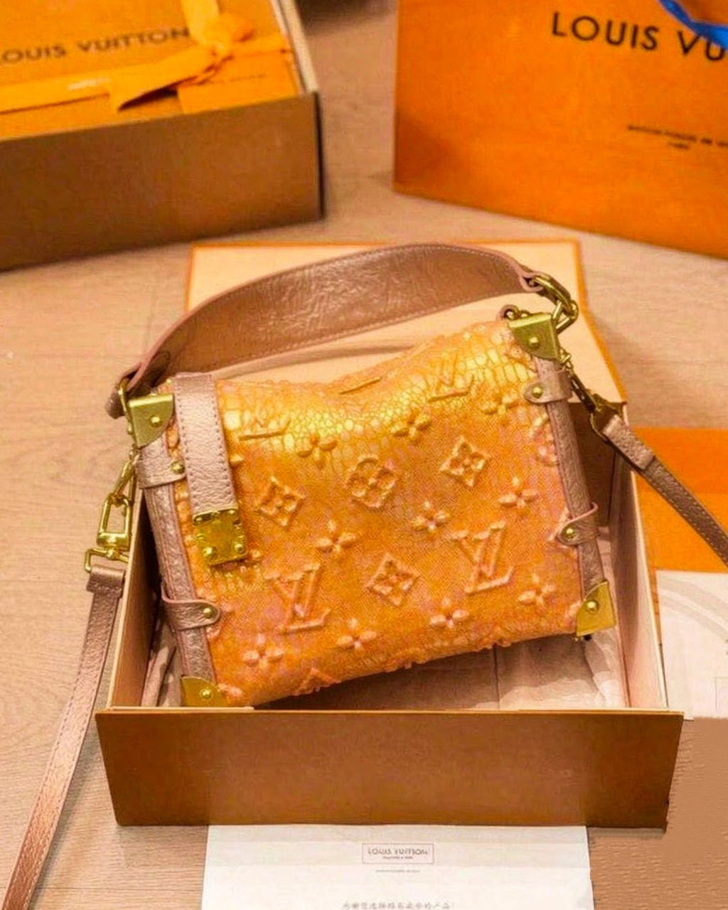 LV Trunk Shoulder Bag 23cm Master