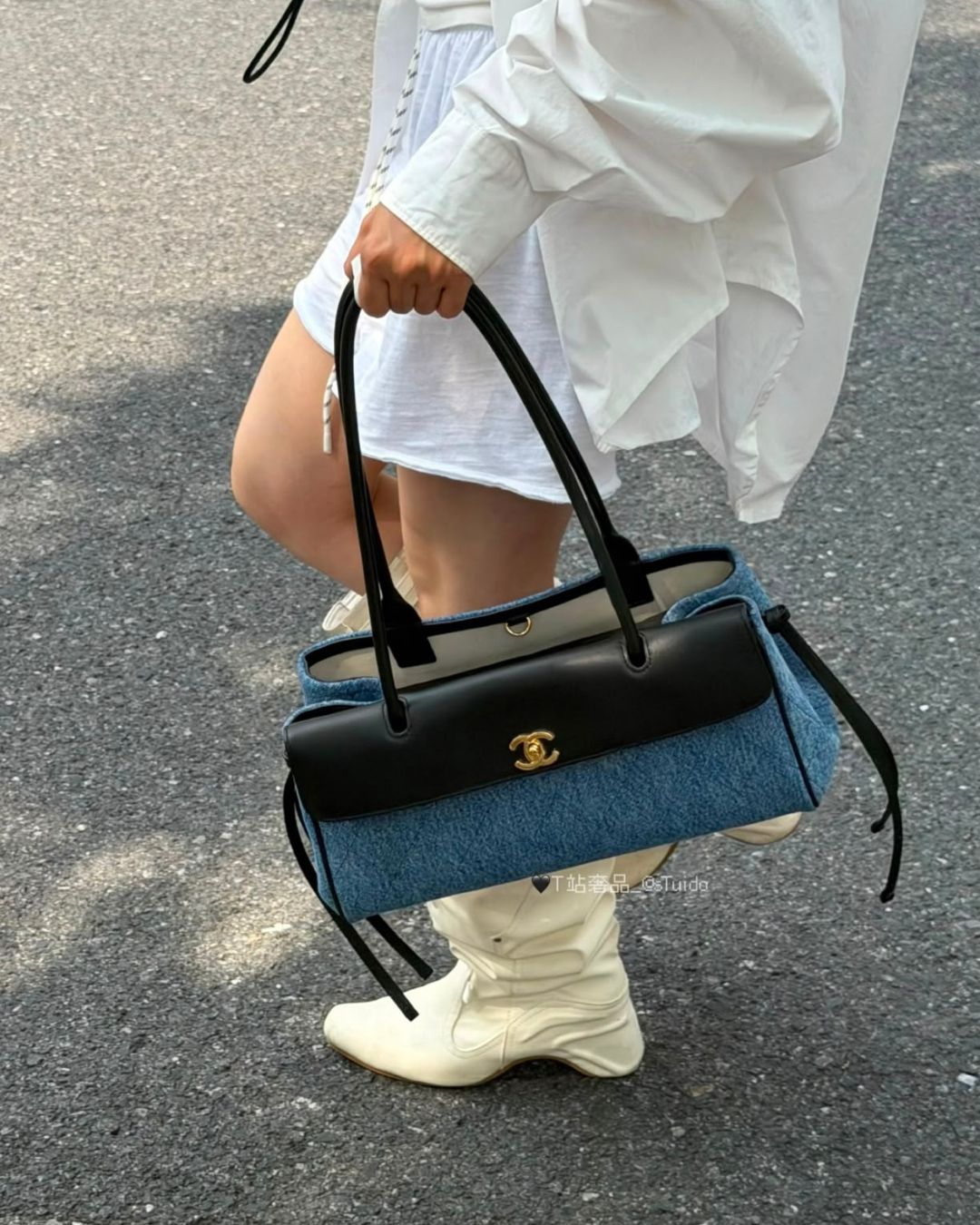 CHANEL Quilted Panel Shoulder Bag 33 cm Master