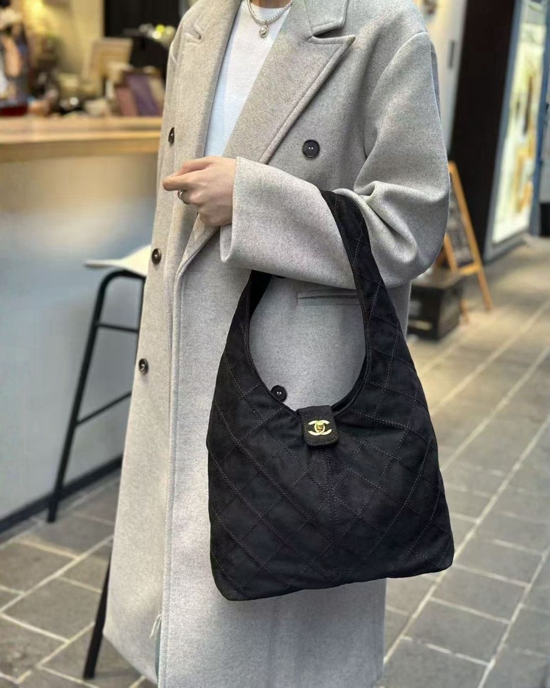 CHANEL Hobo Shoulder Bag 29cm A+