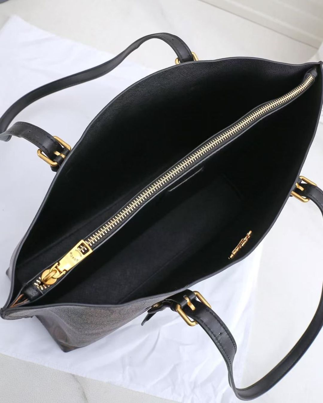 COACH Signature Canvas Tote Bag 40cm