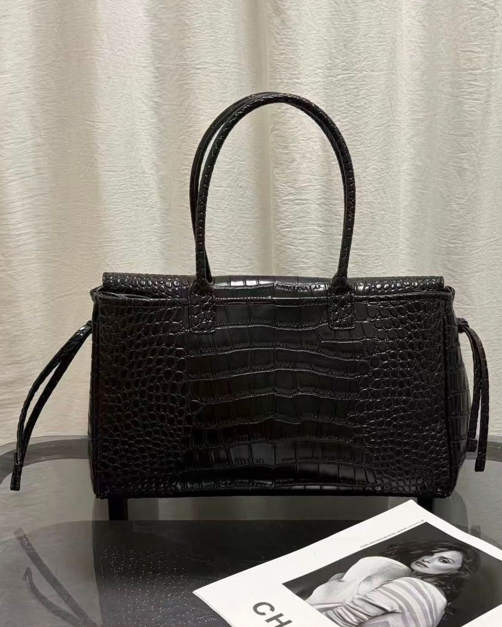 CHANEL Croc Tote 38 cm Master