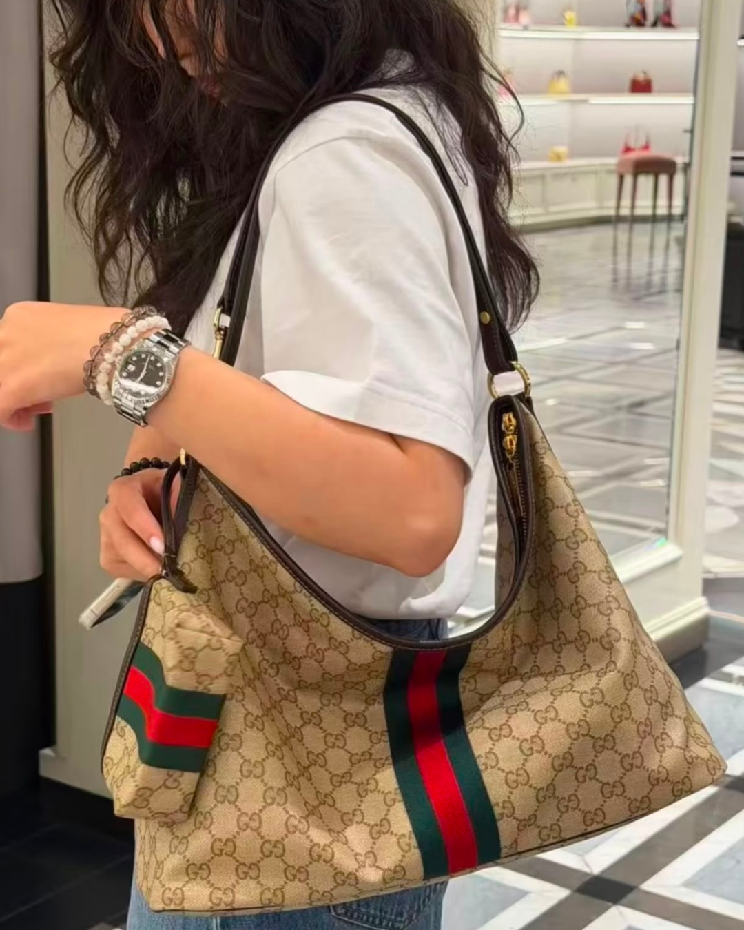 GUCCI GG Supreme Canvas Hobo Bag 40cm A+