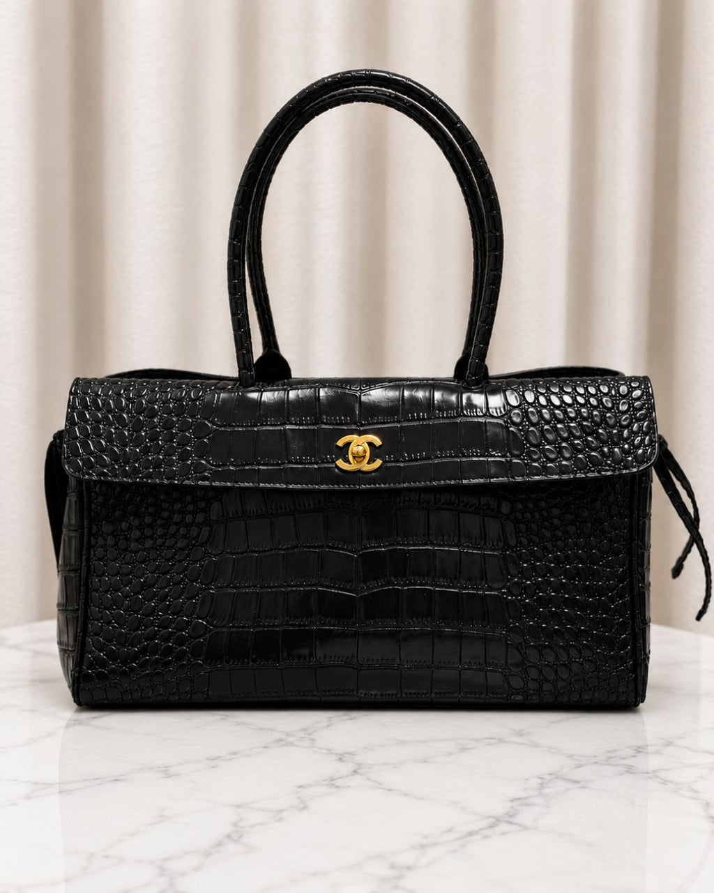 CHANEL Croc Tote 38 cm Master