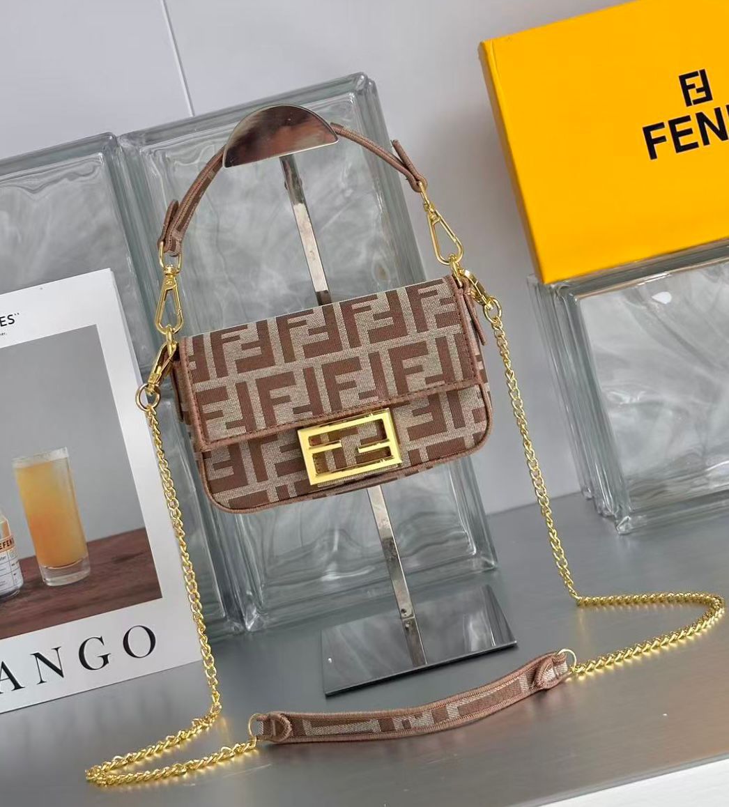 FENDI BAGUETTE BAG — 18 cm | 4 Colors With Box