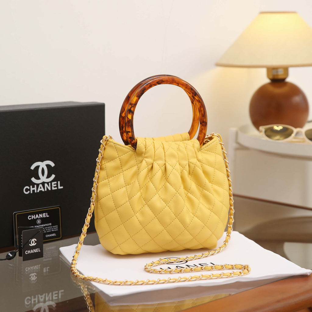 CHANEL CC QUILTED BUCKET — 24 cm | 8 Colors With Box