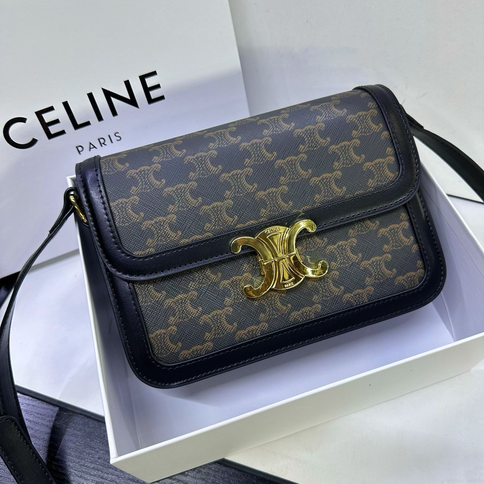 CELINE TRIOMPHE SHOULDER BAG — 22 cm | 2 Colors With Box