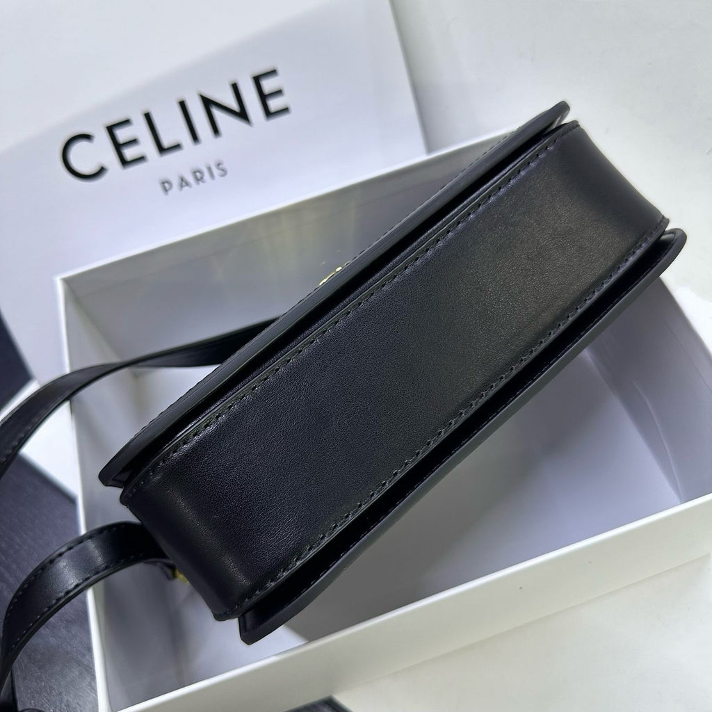 CELINE TRIOMPHE SHOULDER BAG — 22 cm | 2 Colors With Box