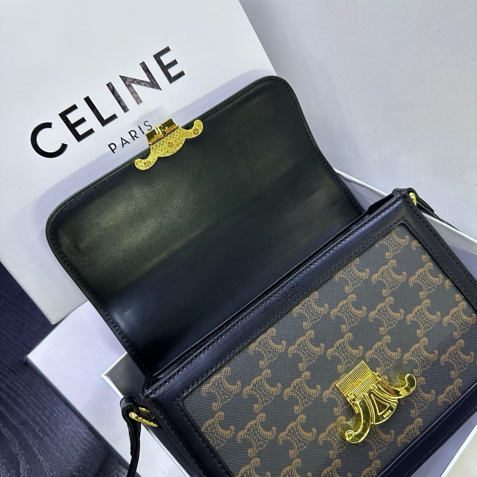CELINE TRIOMPHE SHOULDER BAG — 22 cm | 2 Colors With Box