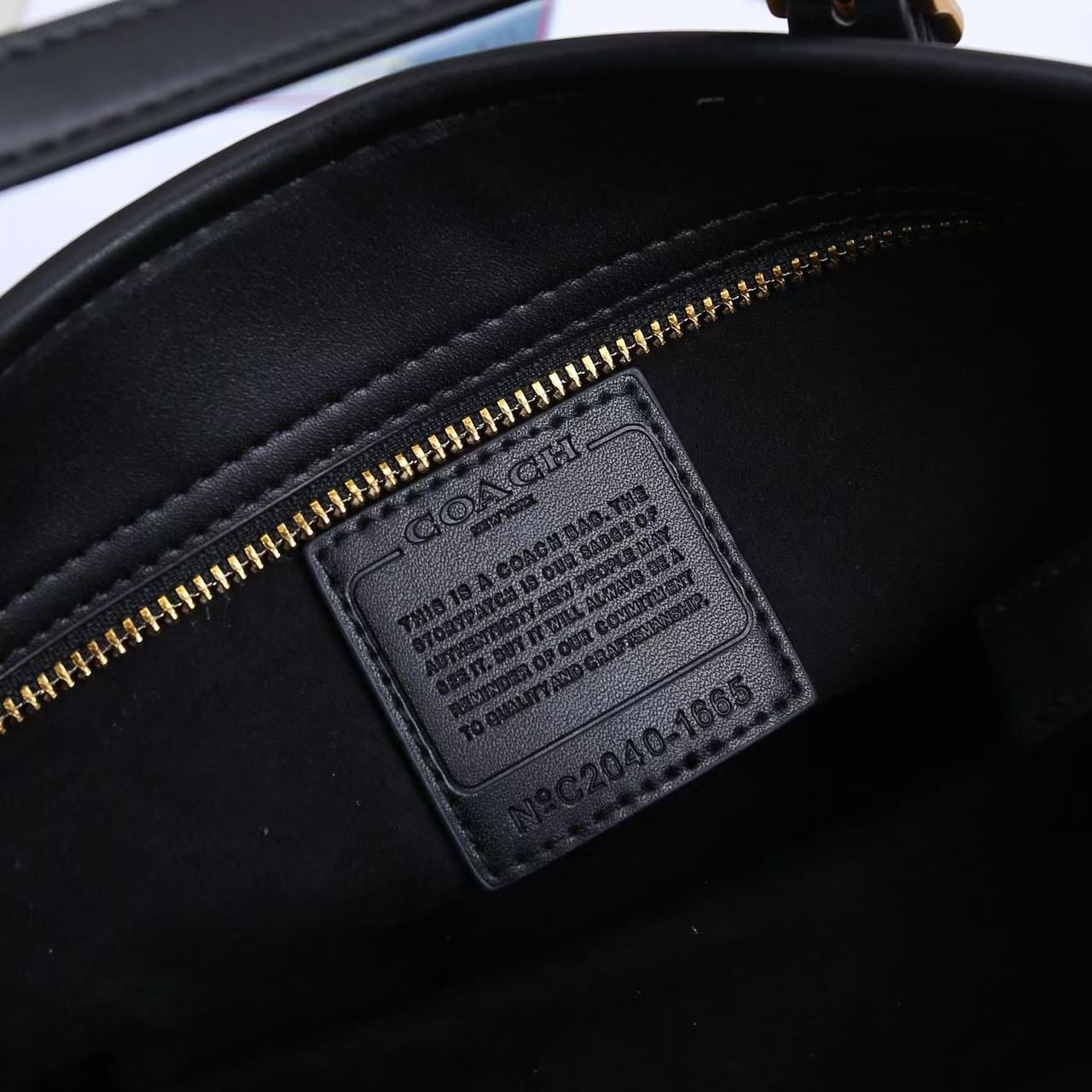 COACH Signature Tote — 21 cm | 6 Colors With Box