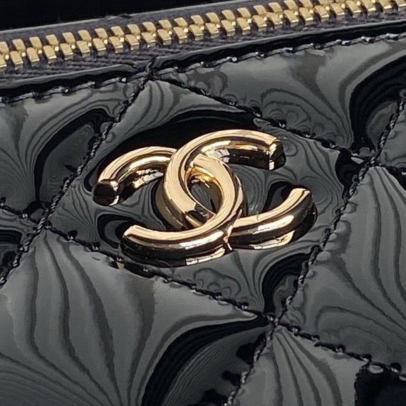 CHANEL Cosmetic Case — 18 cm | 2 Colors With Box